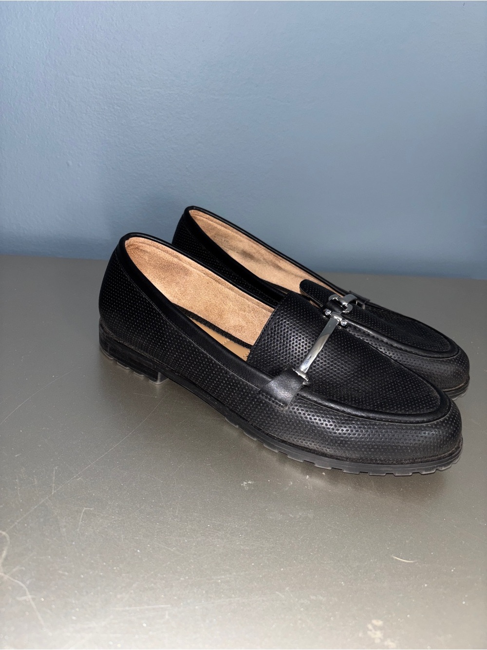 Kelly & Katie Women's 8 Perforated Bit Loafer Slip On Shoes - Picture 4 of 5